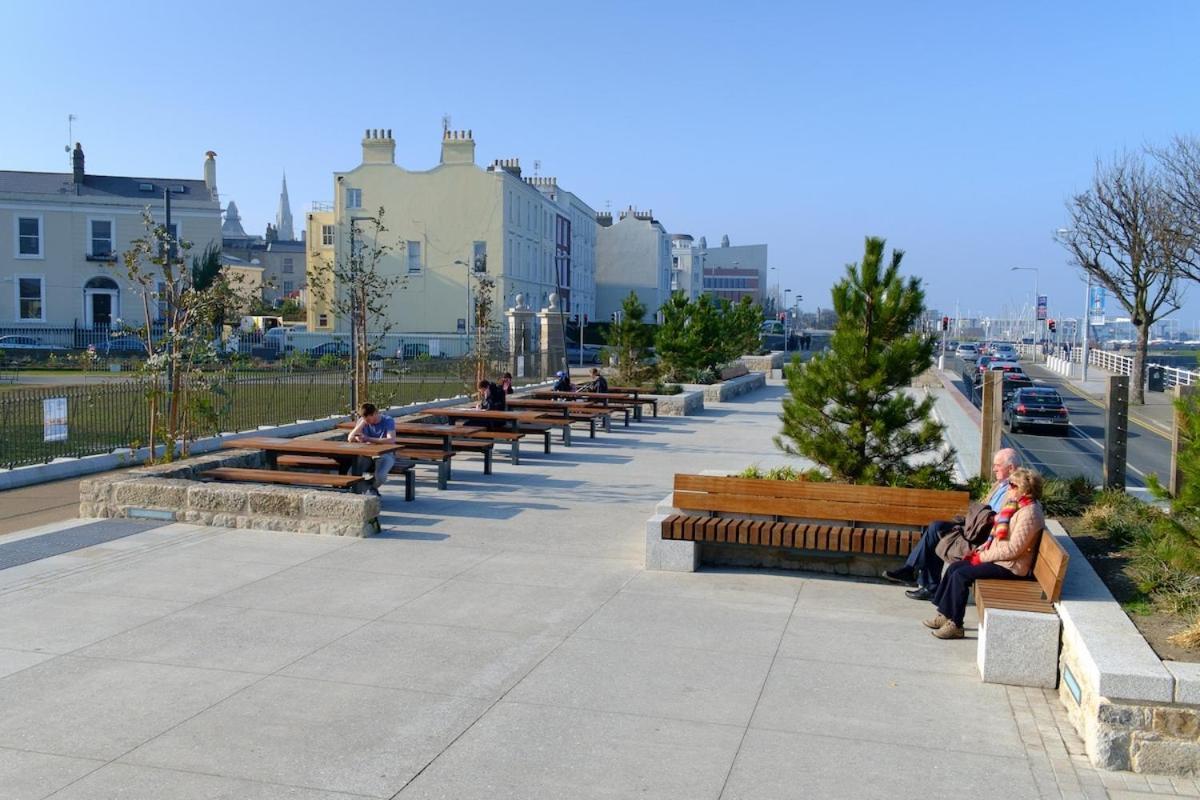 Dun Laoghaire Coastal Retreat & Hidden Getaway Dublín Exterior foto